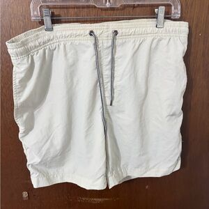 Globe Beige boardshorts